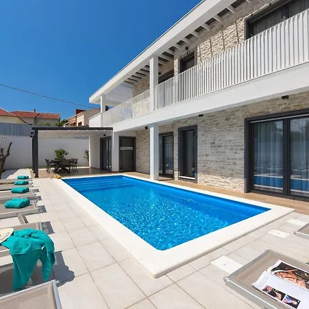 Pjaula Villa