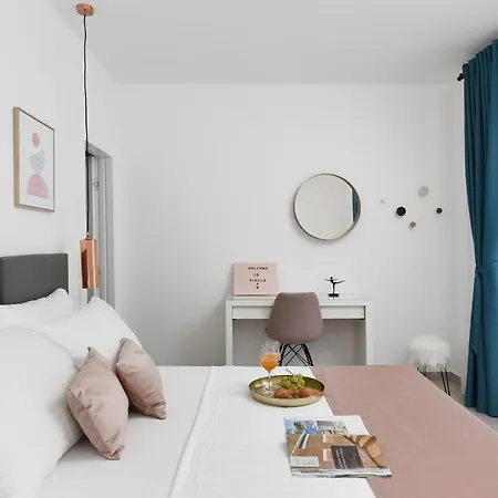 Pjaula * Ζαντάρ